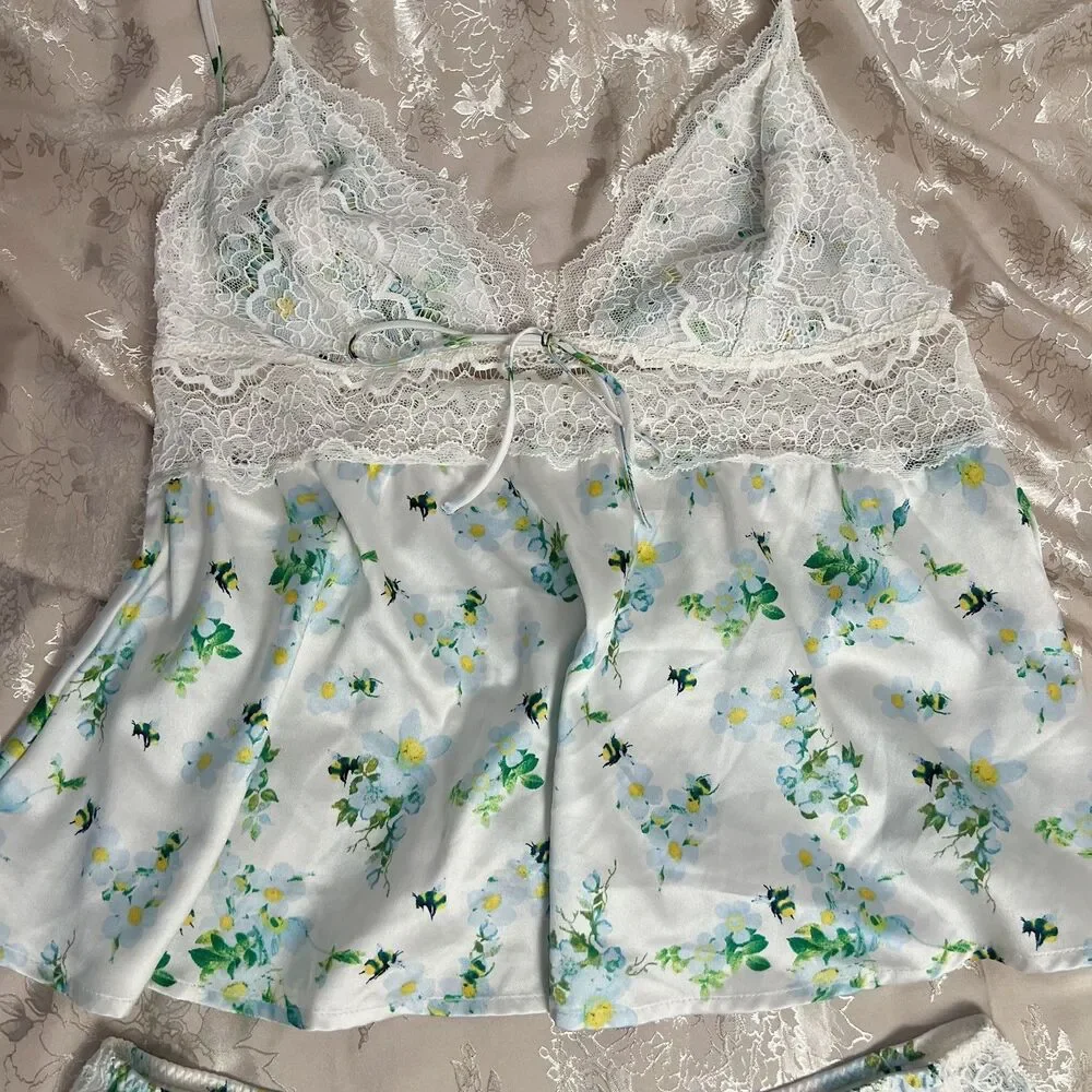 Victoria's Secret Bumblebee Lounge Set White Satin Green Flowers Lingerie Size M